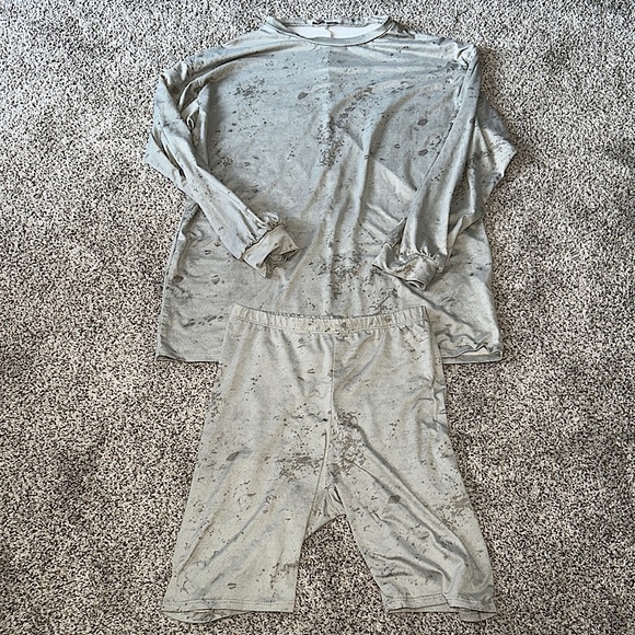 Fashion Nova Noelle Biker Short Set in Grey - Picture 1 of 4